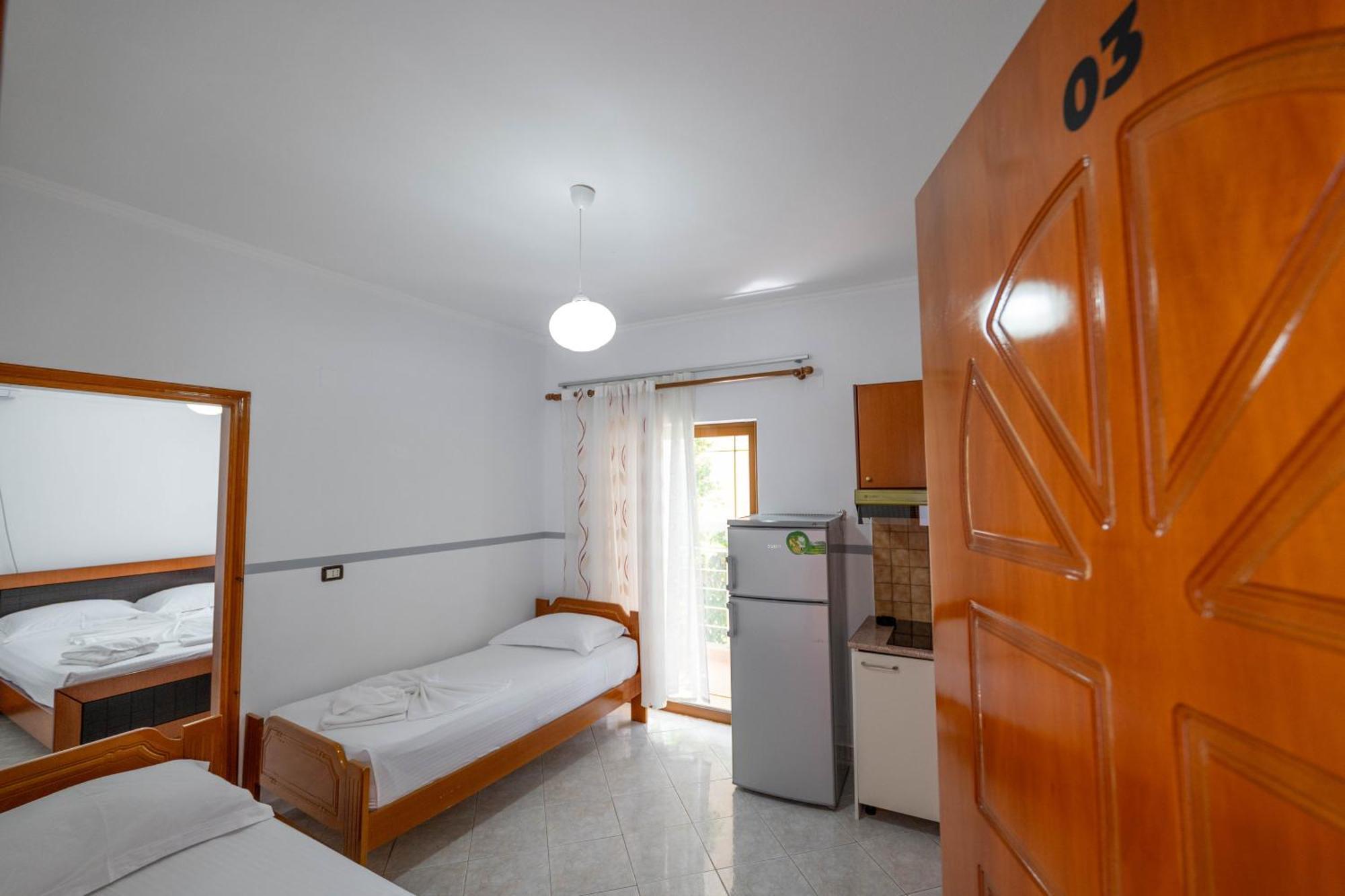 Apartments Mario Εξαμίλιο Εξωτερικό φωτογραφία